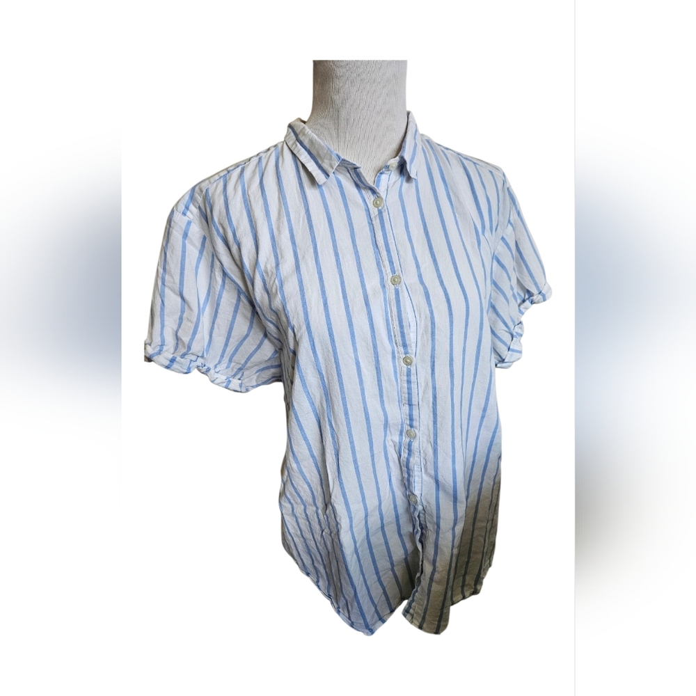 Gapb Blue and White Striped Womens Shirt Size L.